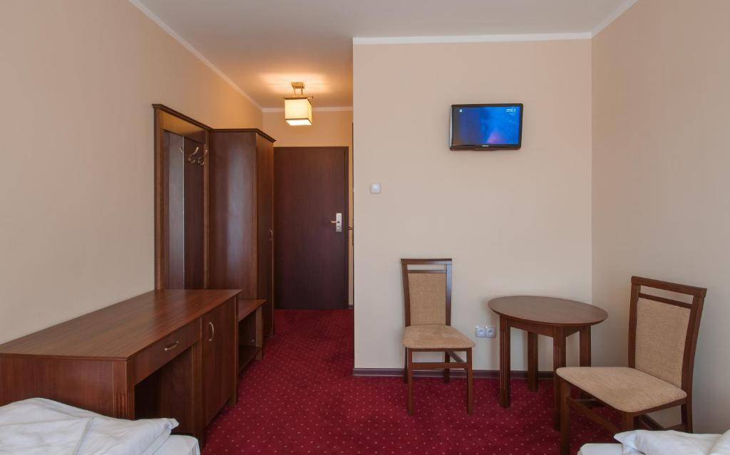 Hotel Grant Leszno  Exterior photo